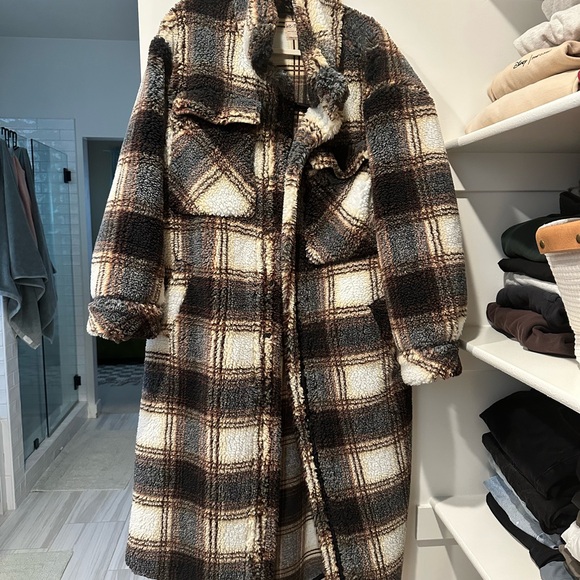 We The Free Black and White Teddy Jacket Oversized Cozy Design - like new - Picture 1 of 4